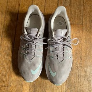 Women’s size 8.5 Nike shoes